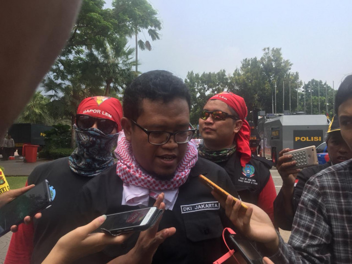 Buruh Desak Anies Rombak Upah DKI