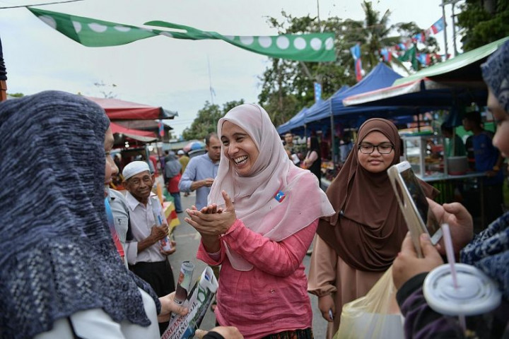 Putri Anwar Ibrahim Diminta Bertahan di PKR
