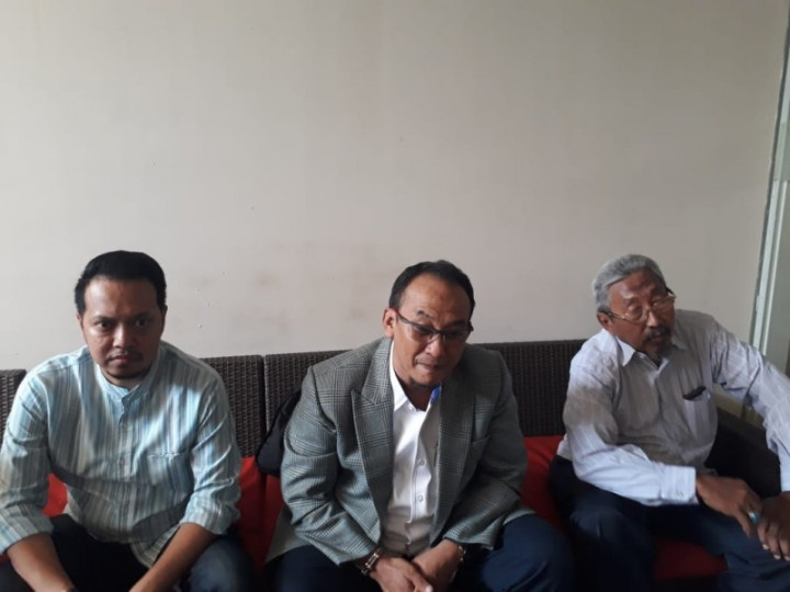 Tanah Ambles Diduga Karena Pengelolaan Air Proyek Buruk