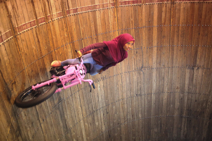 Kasih Ibu dalam Tong Setan