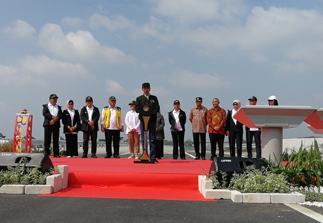 Presiden Joko Widodo di Tol Trans Jawa/Medcom.id/Yogi Bayu Aji