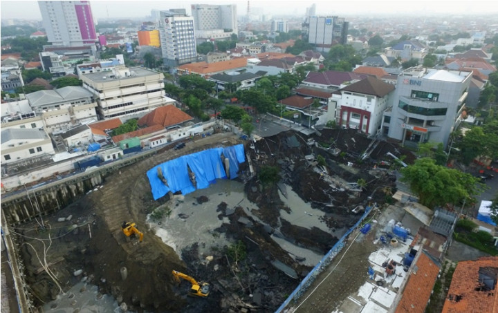 PT NKE Tanggung Jawab Pemulihan Jalan Gubeng