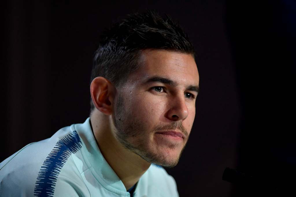 Atletico Madrid membantah kabar yang menyebutkan Lucas Hernandez akan bergabung ke Bayern Munchen (AFP/Oscar Del Pozo)