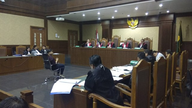 Sidang pemeriksaan saksi Duty Executive PT Indonesia AirAsia Yulia Shintawati alias Shinta untuk terdakwa Lucas. Foto: Medcom.id/Fachri Audhia Hafiez