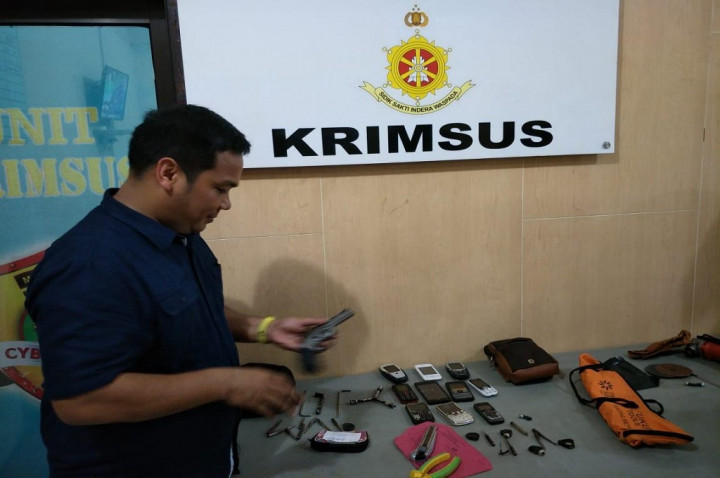 Polisi Bekuk Dua Begal Beraksi dengan Pistol Mainan