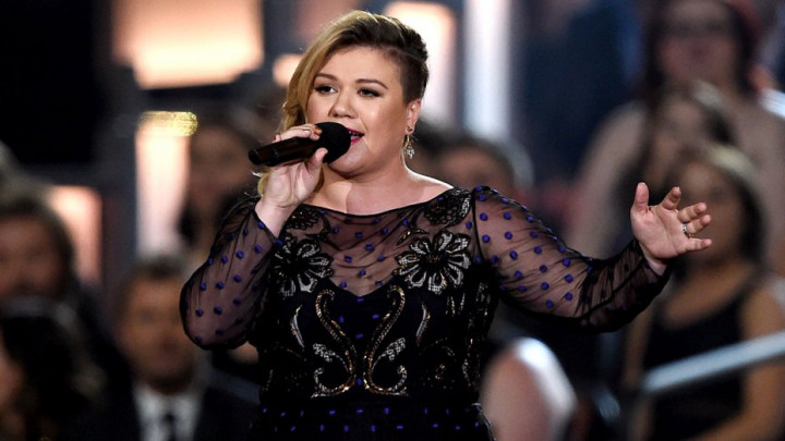 Masa Kecil Kelly Klarkson Tertolong Musik Aretha Franklin