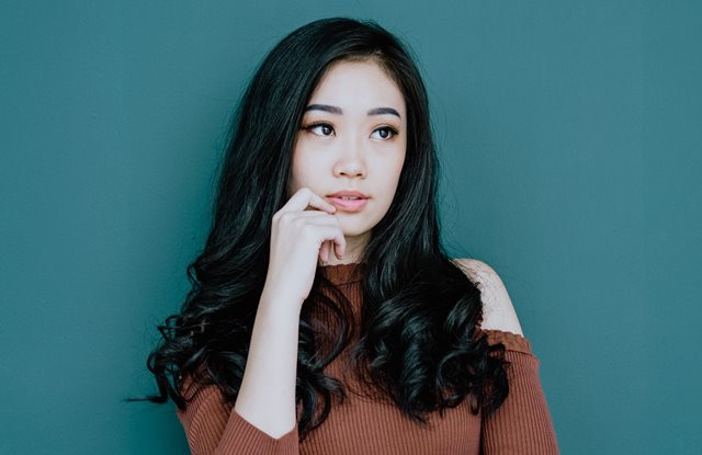 Kolagen adalah komponen utama kulit Anda. Ini memainkan peran dalam memperkuat kulit dengan cara menjaga elastisitas dan hidrasi kulit. (Foto: Reinaldo Kevin/Unsplash.com)