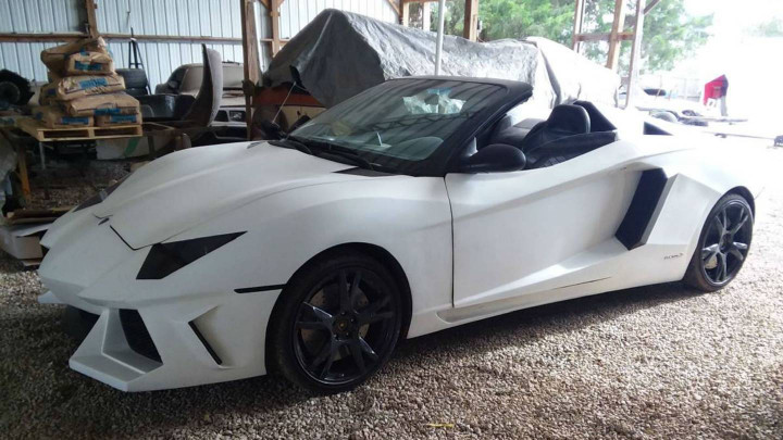 Mobil Jadul ini Disulap jadi Lamborghini Aventador
