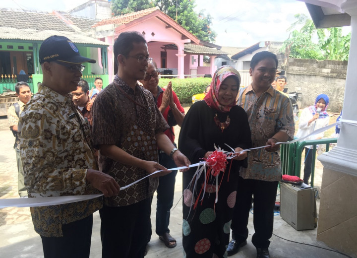 Jasindo Gelontorkan Dana CSR Dukung Pembudidayaan Belatung