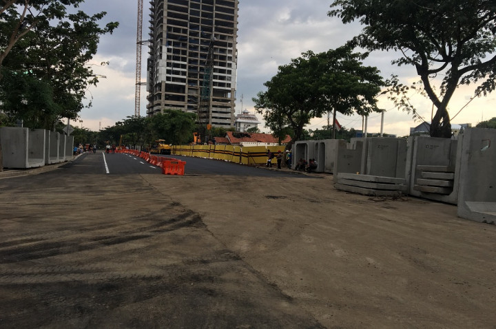 Pengendara Diminta Tak Berhenti di Jalan Gubeng