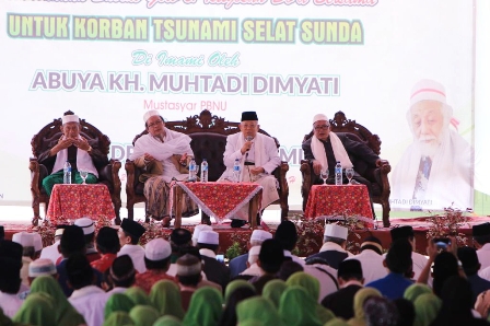 Ma'ruf Amin Hadiri Istighosah untuk Korban Tsunami