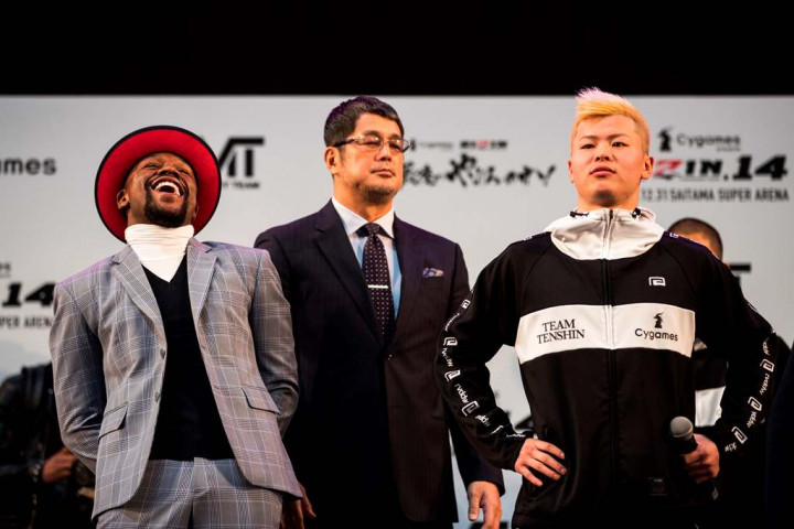 Floyd Mayweather Bisa Hadapi Nasukawa Sambil Tidur