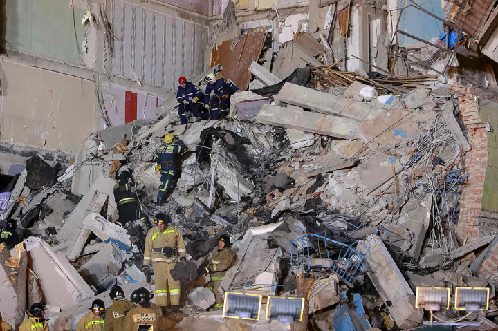 Terperangkap 35 Jam, Bayi Korban Ledakan Gas Ditemukan Selamat