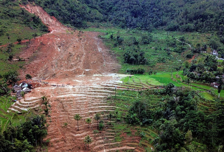 Korban Tewas Longsor Sukabumi Jadi 15 Orang