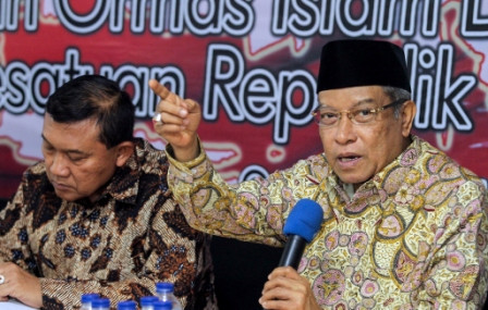 Ketua Lembaga Persahabatan Ormas Islam (LPOI) KH Said Aqil Siradj (kanan). Foto: MI/Pius Erlangga.