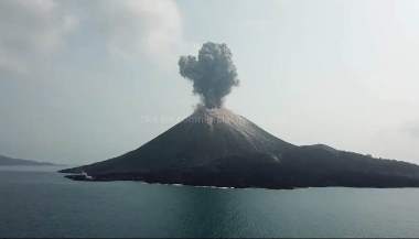 Erupsi Anak Krakatau Saat Ini Hal wajar