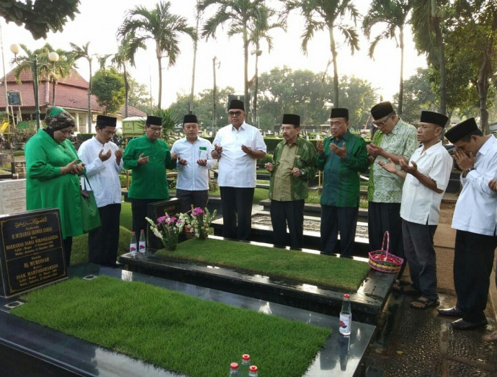 PPP Tingkatkan Spirit Kader Lewat Ziarah Makam Pendiri