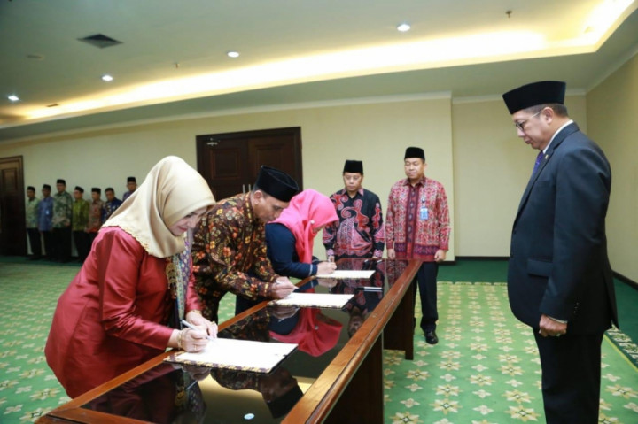 Menag Lantik Tiga Rektor PTKIN