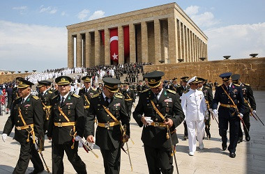 Turki Keluarkan Surat Penangkapan 100 Prajurit Terkait Kudeta