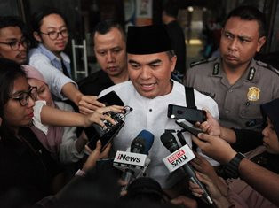 Bupati Jepara Dicecar Soal Aliran Dana ke Hakim