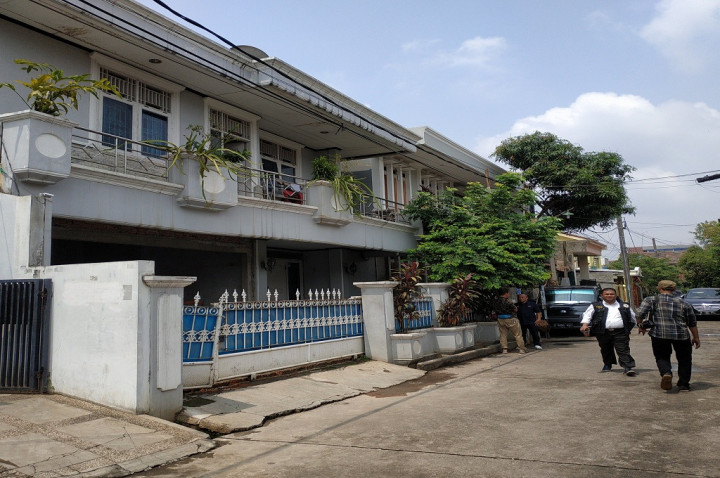 Polisi Lalu Lalang di Depan Rumah Ketua KPK