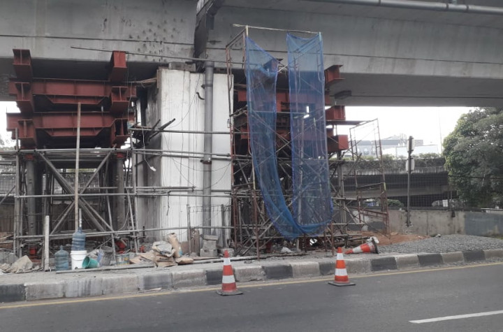 Pembukaan <i>Flyover</i> Cengkareng Tunggu Uji Kelayakan