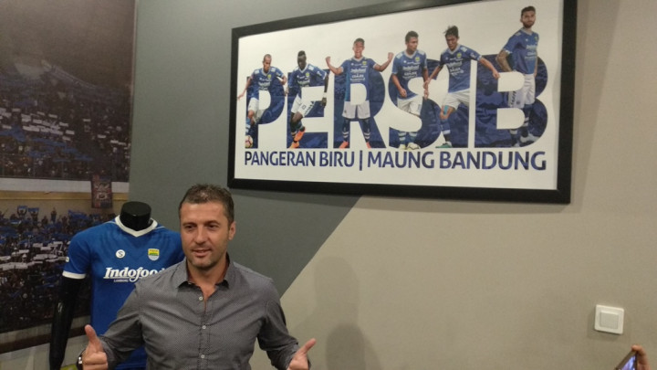 Lopicic Dianggap Tua, Pelatih Persib Geram