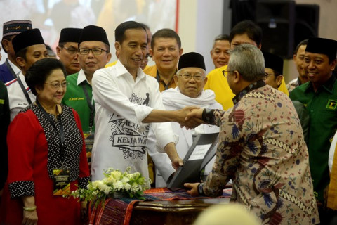 Survei: Jokowi-Ma'ruf Unggul di Kalangan Buruh Jatim