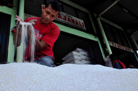Presiden Pastikan Stok Beras Cukup