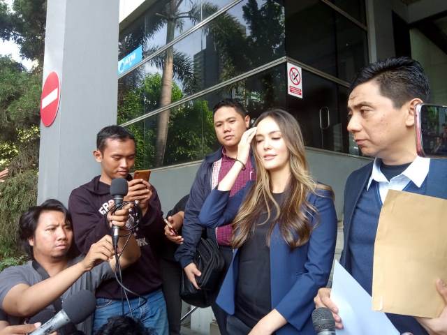 Masuk Katalog Prostitusi, Cathy Sharon Melapor ke Polisi