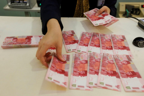 Rupiah Merekah, IHSG Melesat