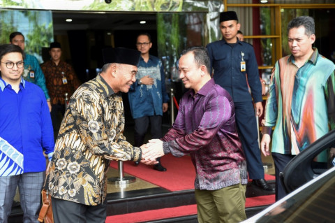 Indonesia-Malaysia Jajaki Pertukaran Guru