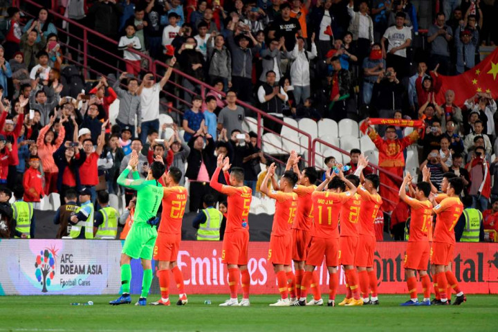 Kandaskan Filipina, Tiongkok Perkasa di Puncak