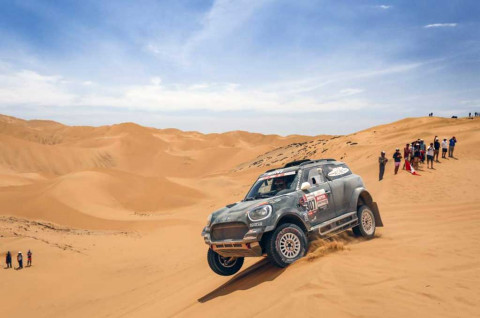 Setelah menjalani lima etape para peserta Dakar Rally akan