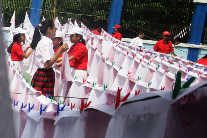 SD Tarakanita 5 Pecahkan Rekor MURI Daur Ulang Kertas