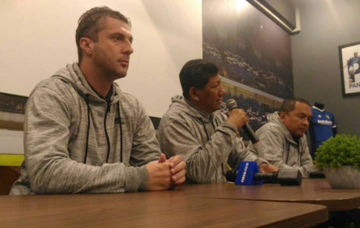 Persib Bongkar Jajaran Asisten Pelatih