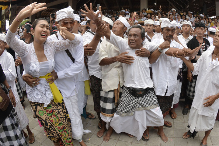 Ngerobong, Tradisi Unik Turun Temurun di Bali
