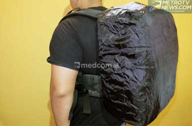 Pakai Bag Cover, Ampuh Cegah Tas Biker Kotor dan Basah