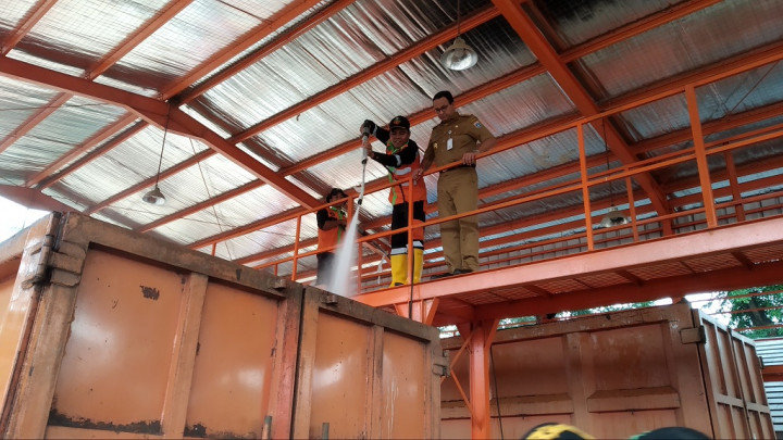 DKI Tambah Pinjaman Truk Sampah buat Pemkot Bekasi