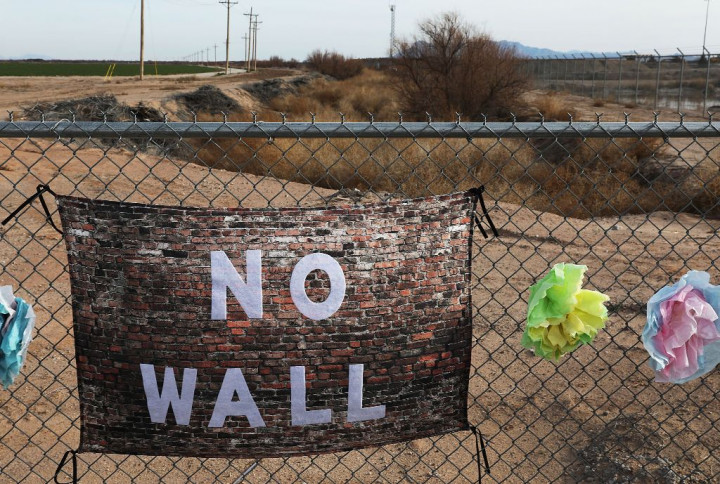 Pentagon Perpanjang Misi Perbatasan AS-Meksiko Hingga September