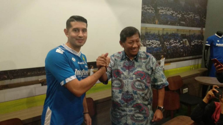Esteban Vizcarra Diikat Kontrak Persib Satu Tahun
