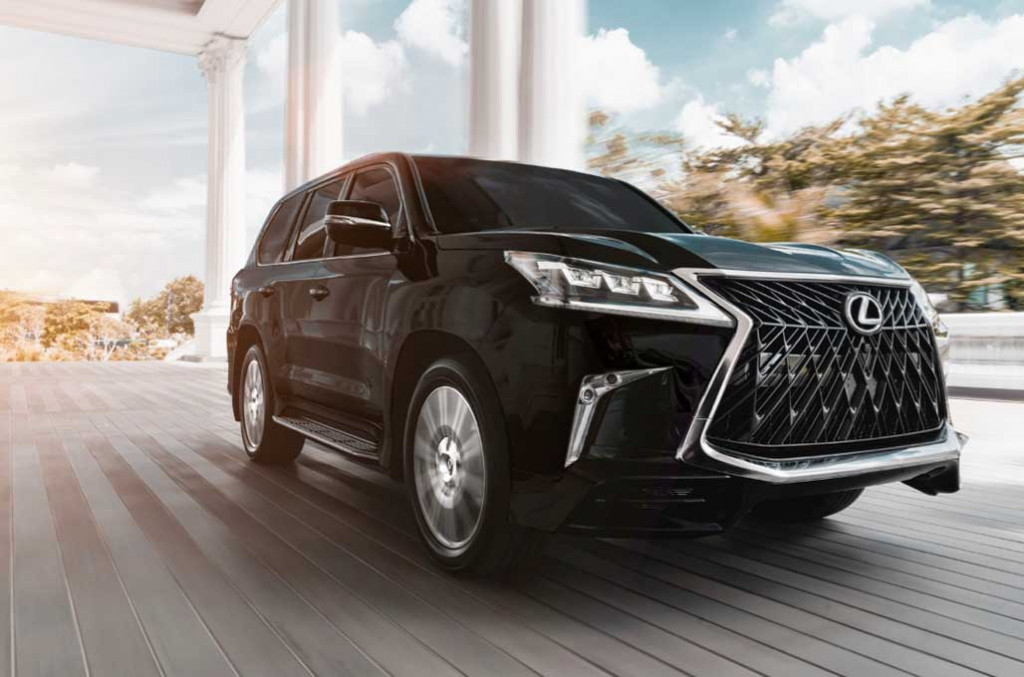 Varian Terbaru  Lexus  LX 570 Sport  Mengaspal di Indonesia 