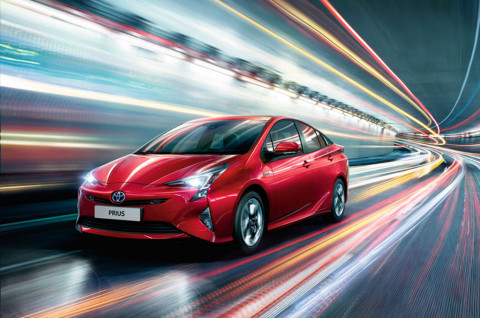 Mobil Listrik Toyota akan Gunakan Baterai Panasonic