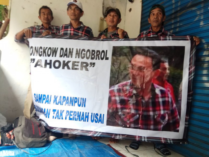 Simpatisan Ahok Berdatangan ke Mako Brimob