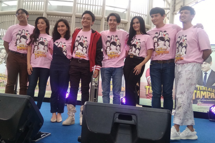 Lagu Fourtwnty dan Iis Dahlia Berikan Napas Baru untuk Film Terlalu Tampan