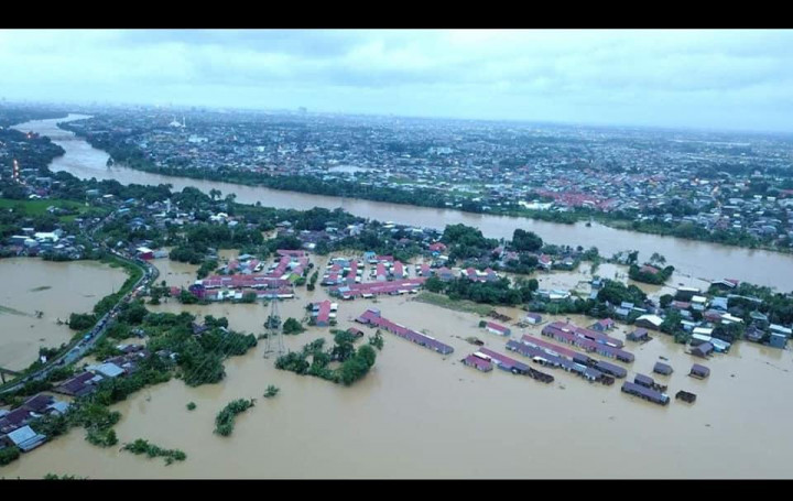 Death Toll from South Sulawesi Floods and Landslides Reaches 30