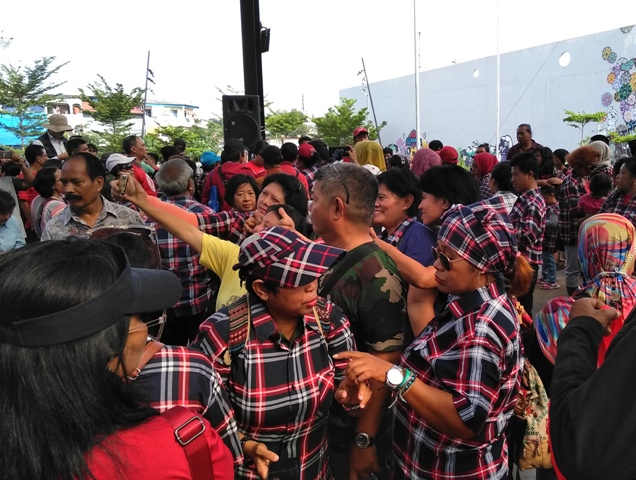 Relawan Berharap Ahok Terjun ke Politik