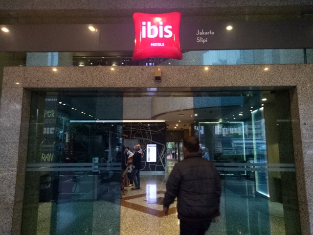 Lion Air Sewa Hotel Ibis Slipi Sebulan