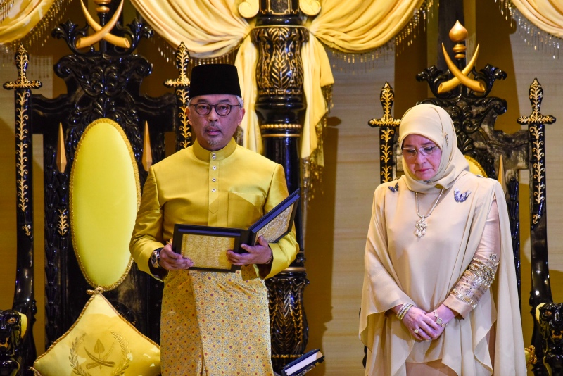 Sultan Abdullah Shah menggantikan posisi Sultan Muhammad V sebagai Yang Dipertuan Agung ke-16. (Foto: AFP).