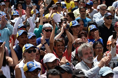 WNI di Venezuela Diimbau Jauhi Lokasi Demonstrasi